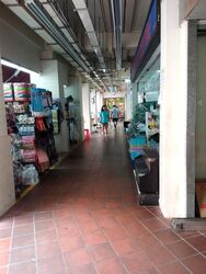 Tampines Heart (D18), Shop House #460329541